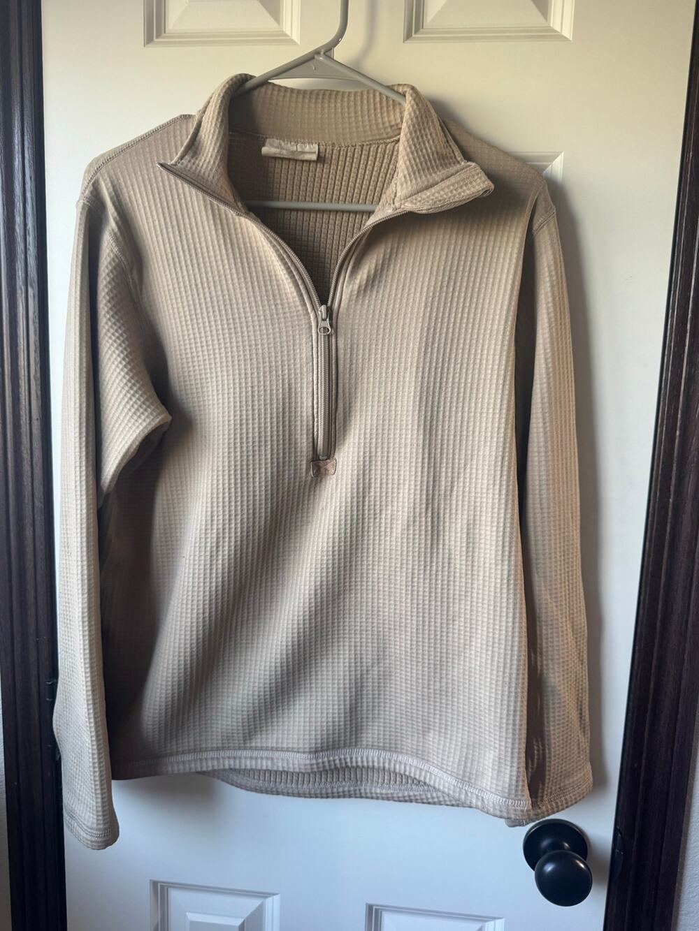 US Military Gen III Level II ECWCS Sand Grid Fleece Thermal Top Medium